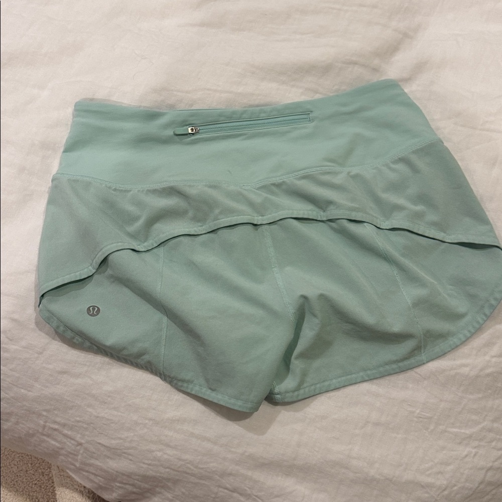 lululemon speed up short Mint Green Women’s Athletic Shorts high rise 2.5 size 8 - Picture 2 of 2